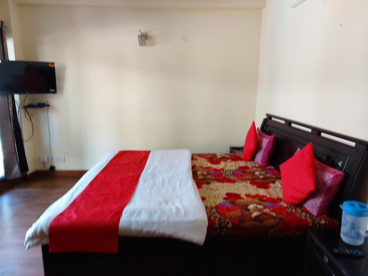 Goroomgo You And Me Nainital Exterior foto